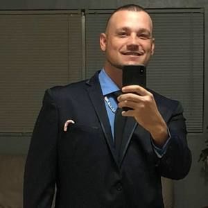 Meet your Posher, Dean